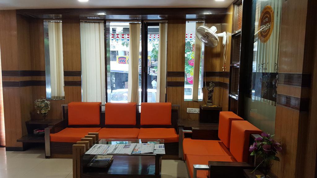 Hotel Relish Вадодара Экстерьер фото